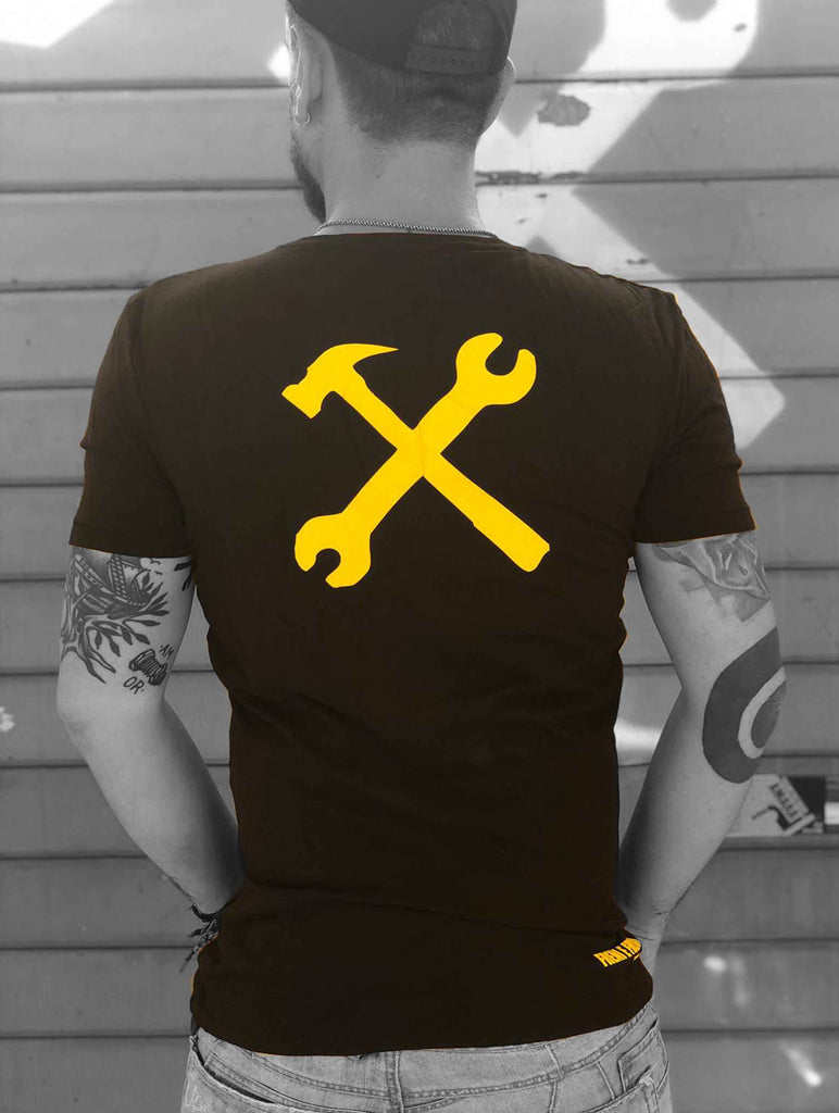 F&F Classic T-shirt